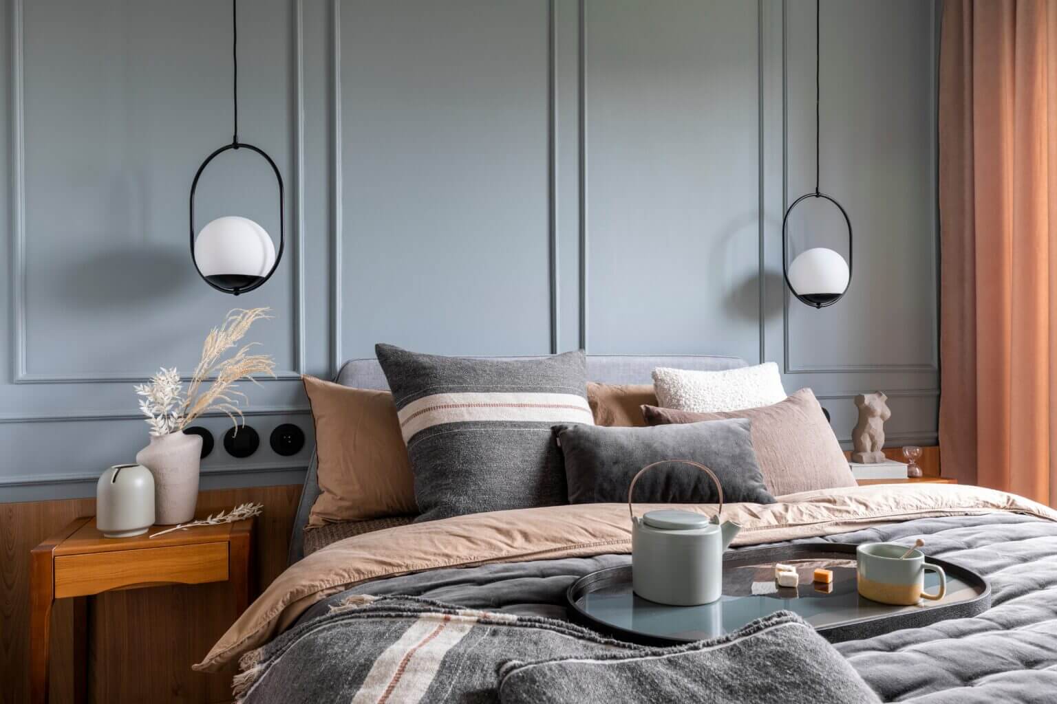 calming blue paint colors for your bedroom