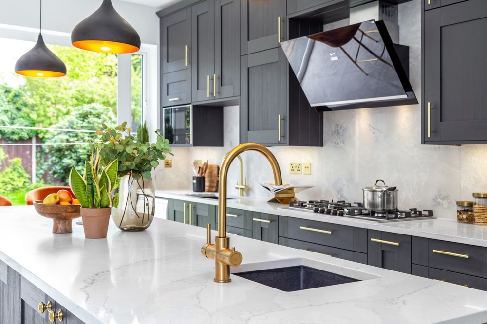 London,,Uk,-,January,7th,,2025,-,Luxurious,Kitchen,Featuring