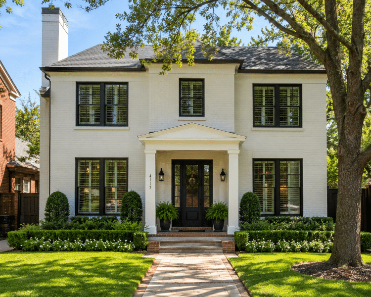 exterior-house-painting-west-university-place-houston-tx.webp