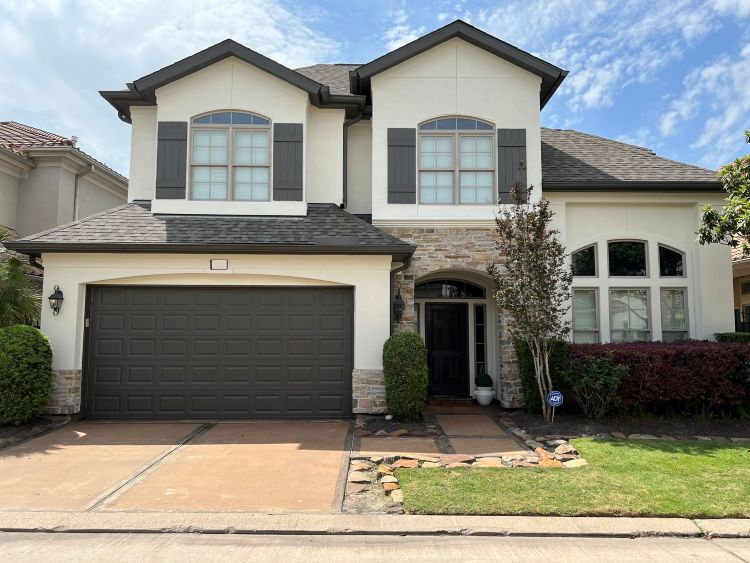 energy-corridor-houston-exterior-house-painting-dark-garage-door-fresh-coat-painters (1)